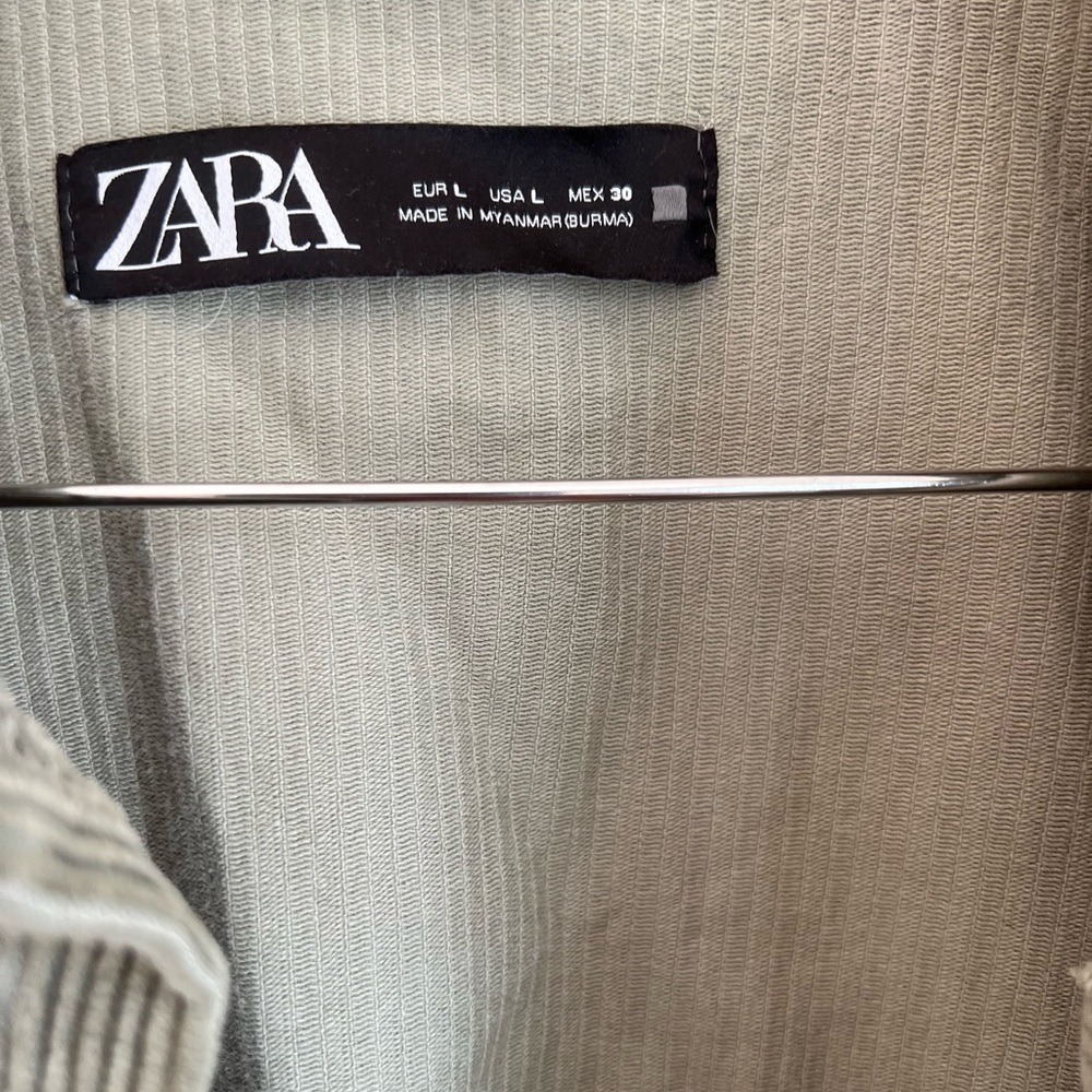⭐️HOST PICK⭐️ Zara Green Ribbed Button Down Jacket - Picture 4 of 5